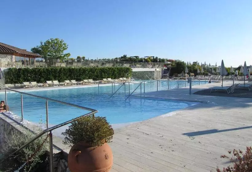 Hotelli Agriturismo Borghetto Il Montino