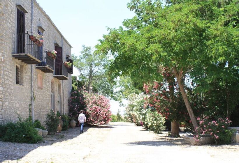 هتل Ridocco Agriturismo