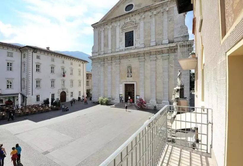 پانسیون Gardarco Camere , O Suite Studios, O Appartamento