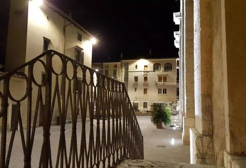 پانسیون Gardarco Camere , O Suite Studios, O Appartamento