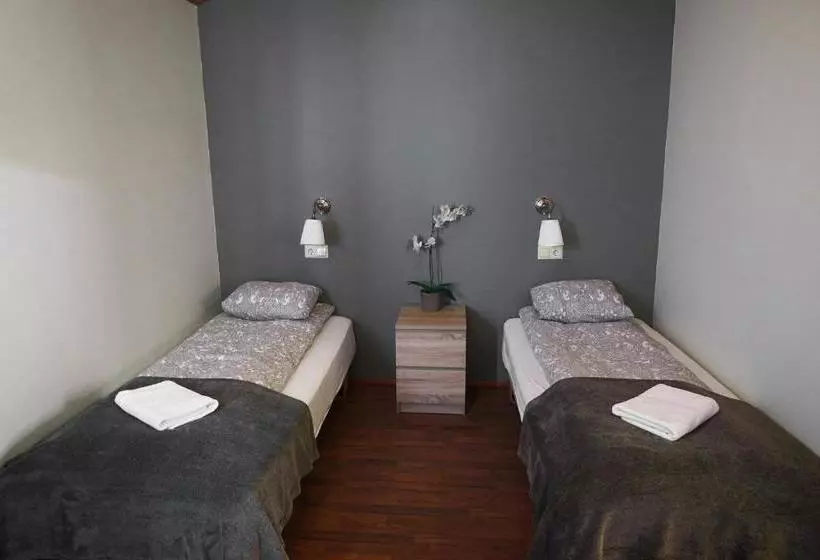 پانسیون Hunkubakkar Guesthouse