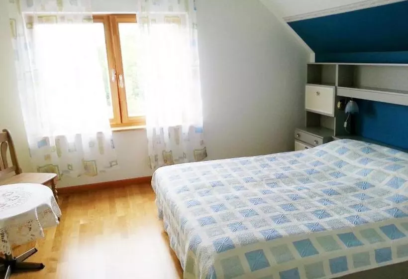 پانسیون Piibelehe Guest Accommodation