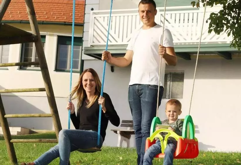 پانسیون Sonntagsberg Hof Familie Fiedler