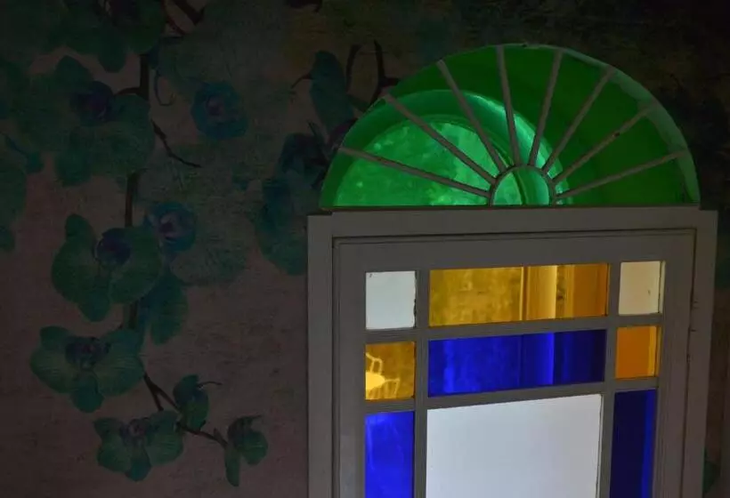 ペンション Villa Lucchesi