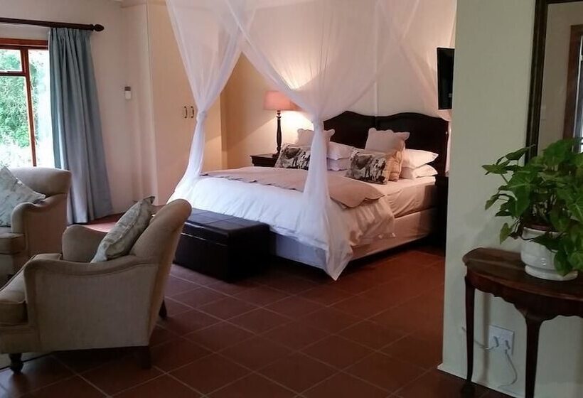 مبيت وإفطار Umlambo River Lodge