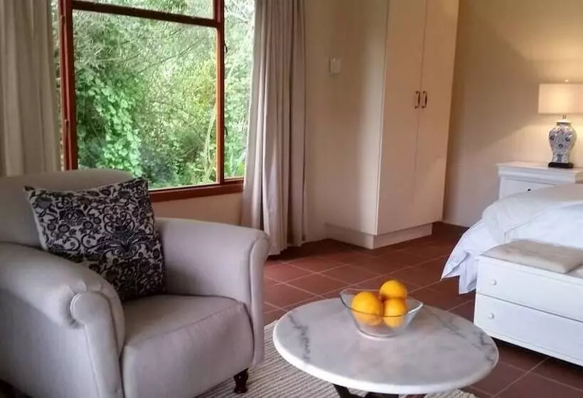 ベッドアンドブレックファースト Umlambo River Lodge