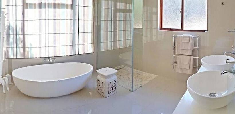 مبيت وإفطار Umlambo River Lodge