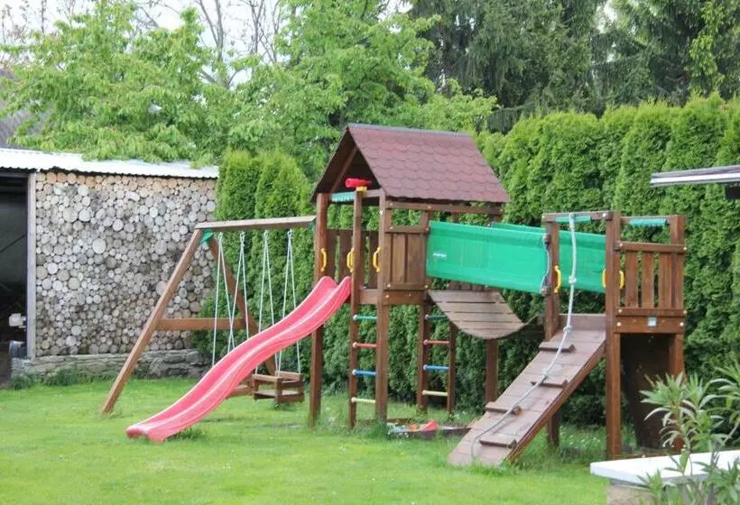 Hangya Panzió és étterem