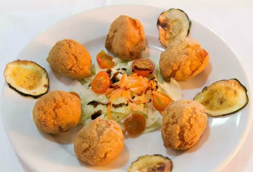 پانسیون Ca La Conxita Hostal & Restaurante