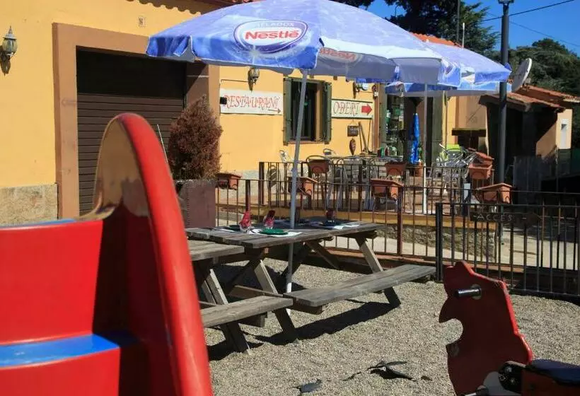 پانسیون Ca La Conxita Hostal & Restaurante