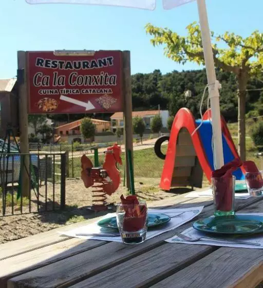 پانسیون Ca La Conxita Hostal & Restaurante