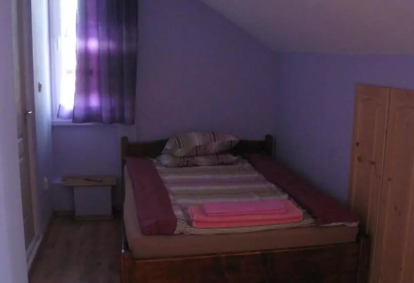 پانسیون Casa Sidor