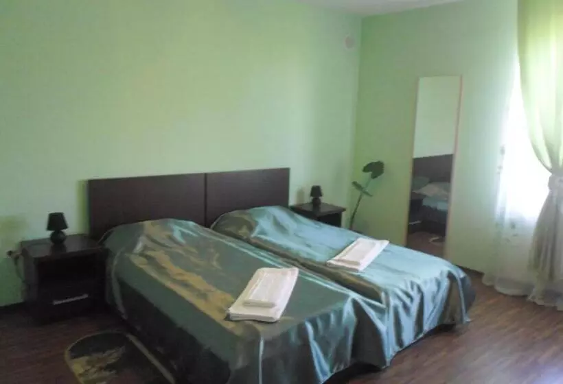 پانسیون Casa Sidor