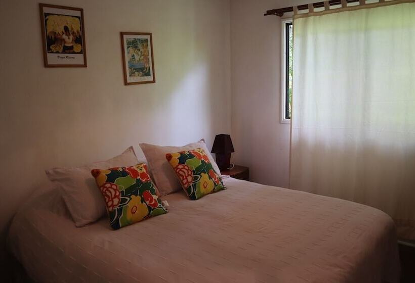 پانسیون Hostal Sunset