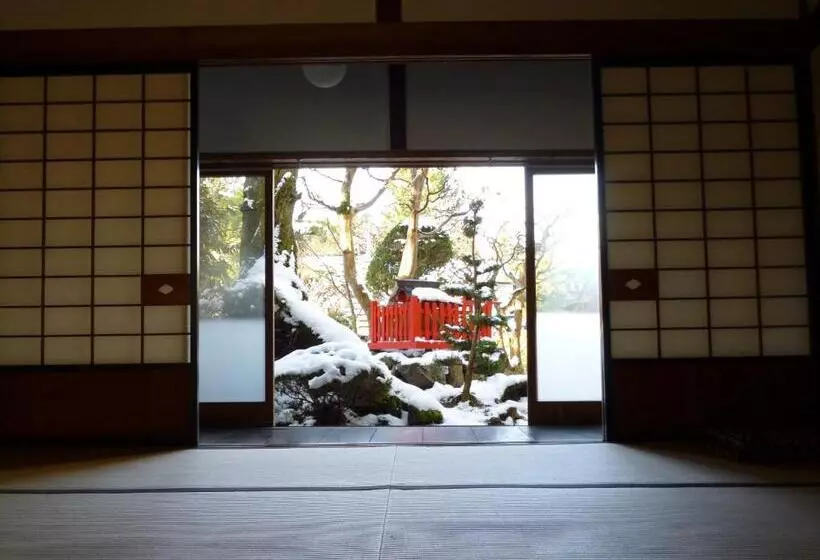 Majatalo 高野山 宿坊 熊谷寺  Koyasan Shukubo Kumagaiji
