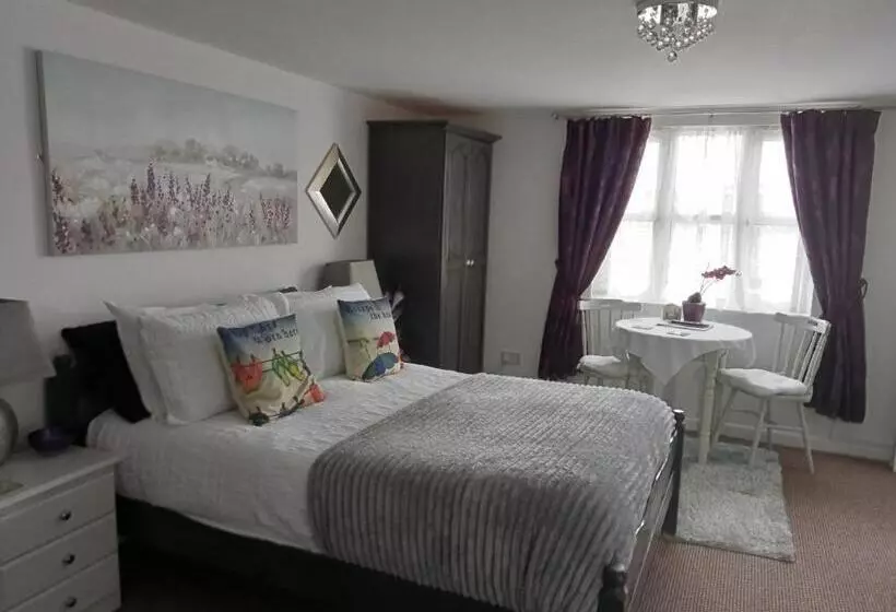 Majatalo Marjune Guest House