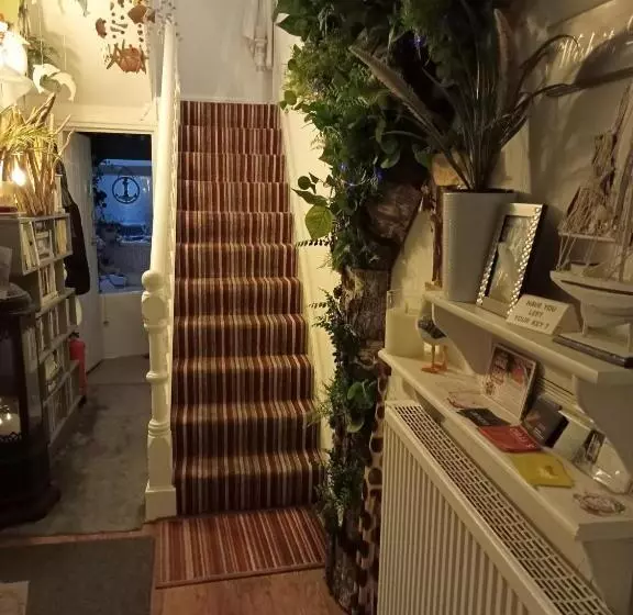 Majatalo Marjune Guest House