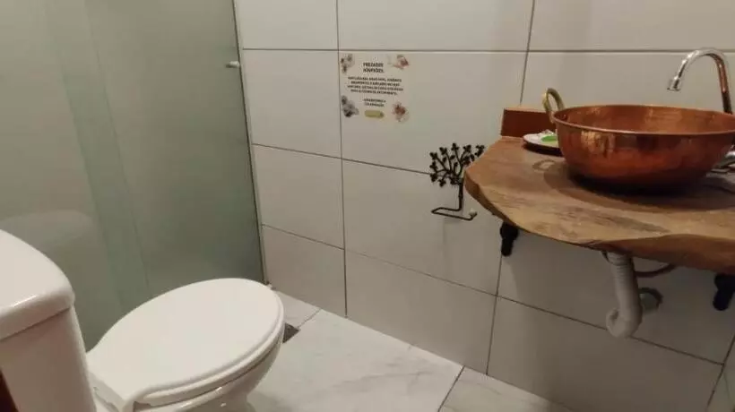 پانسیون Pousada Sitio Das Flores 12 Km De Macacos Nova Lima