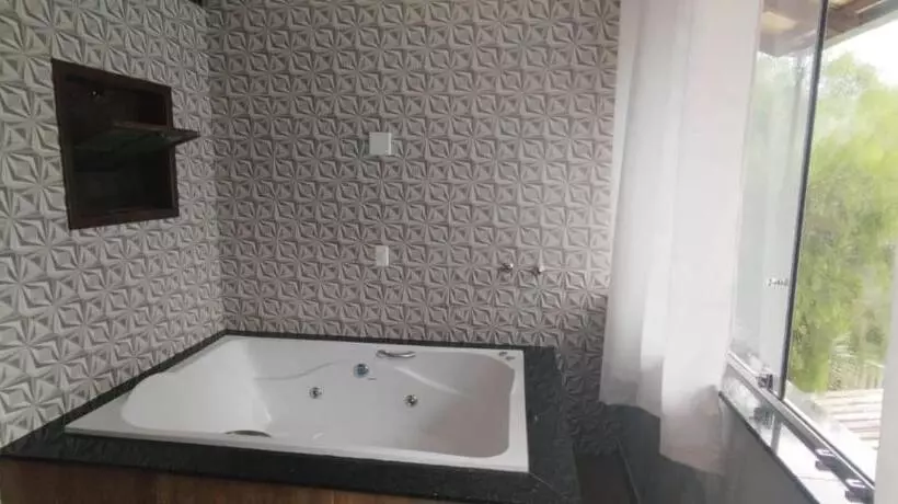 پانسیون Pousada Sitio Das Flores 12 Km De Macacos Nova Lima