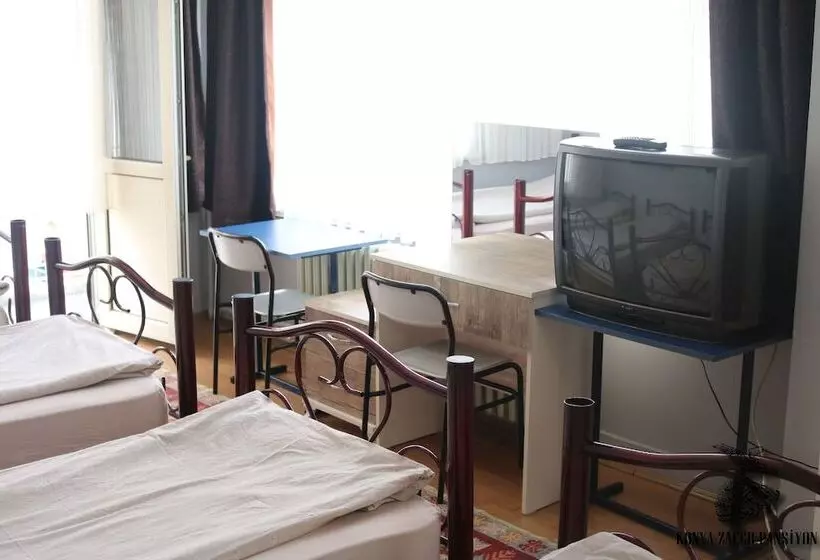 Hotel Zafer Hostel