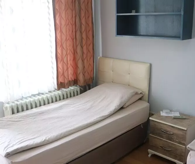 Hotel Zafer Hostel