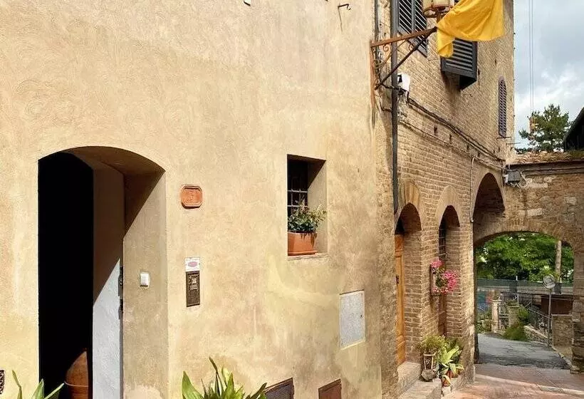 پانسیون Duccio Nacci Rooms  Guesthouse