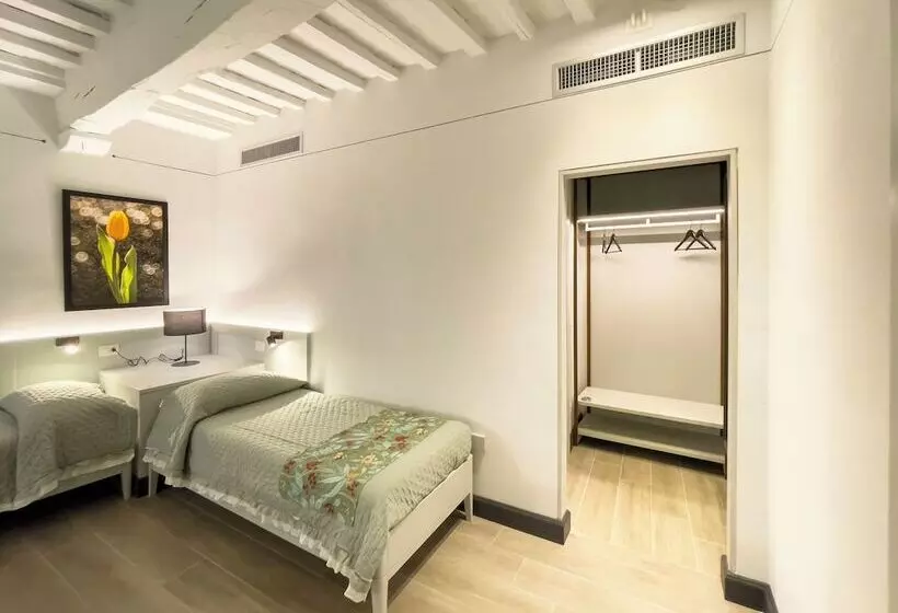پانسیون Duccio Nacci Rooms  Guesthouse