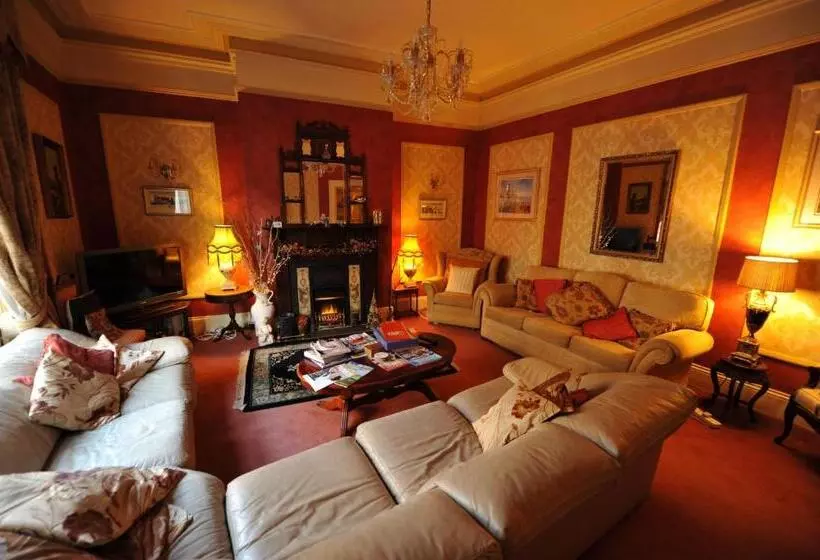 Majatalo Riverside Guest House