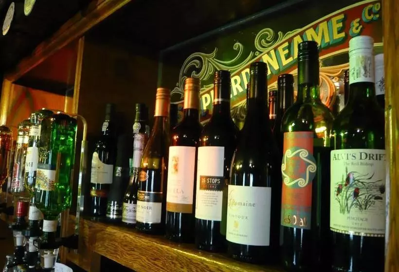 Retkeilymaja The William Caxton