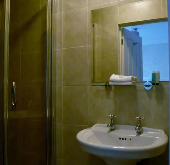 Retkeilymaja The William Caxton