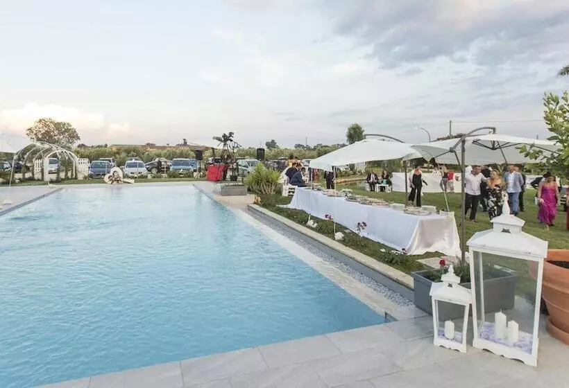 Hotelli Agriturismo Torre Flavia