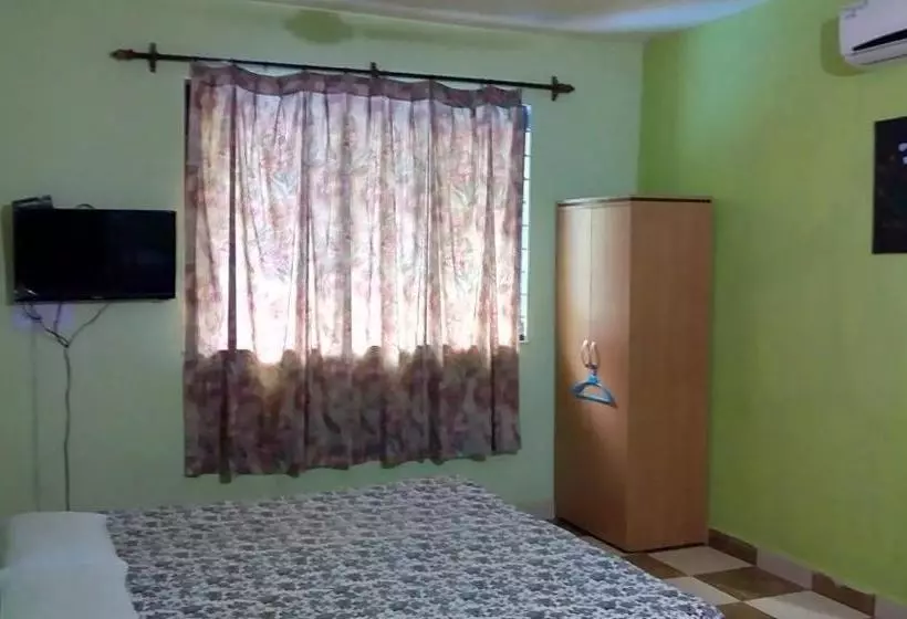 Majatalo Aguiar Guest House