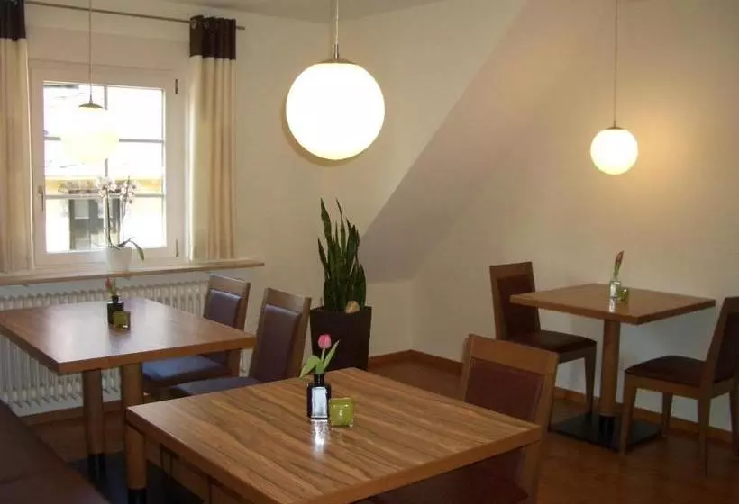 Majatalo Gästehaus Weberskirch