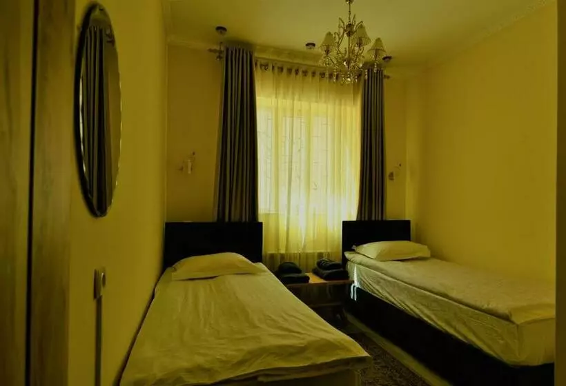 پانسیون Jamilya B&b Guest House
