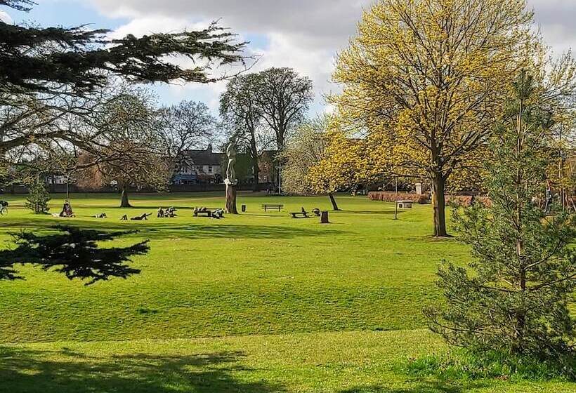پانسیون Oxford Guest House