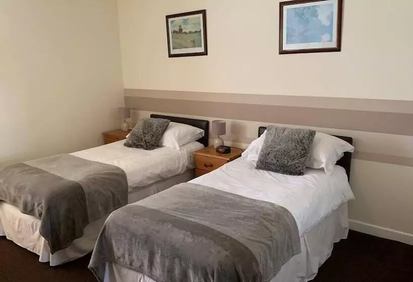 پانسیون Alister Guest House