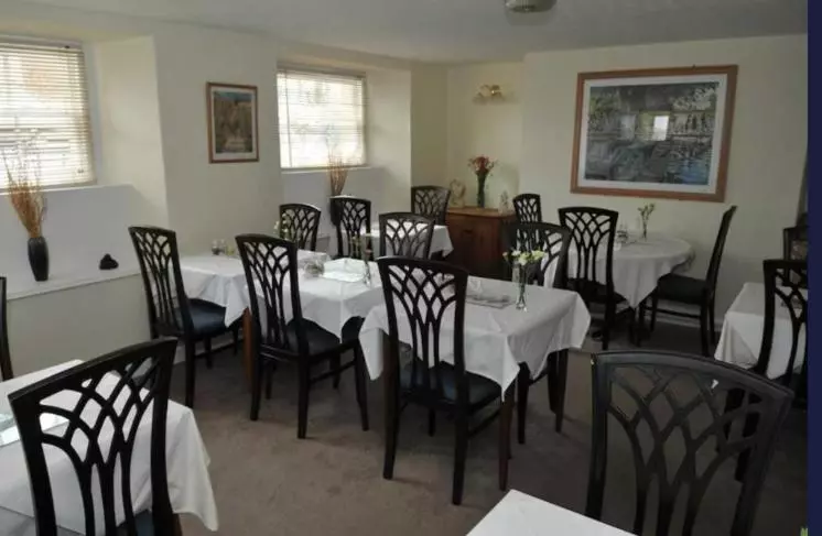 پانسیون Alister Guest House