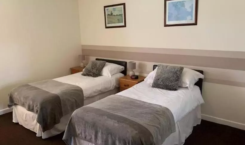 پانسیون Alister Guest House