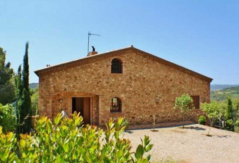 بنسيون La Masia De Tamariu