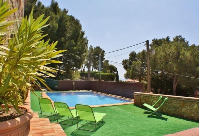 بنسيون La Masia De Tamariu