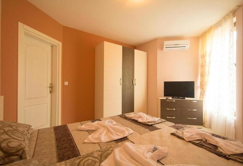 Holiday Village Lozenets