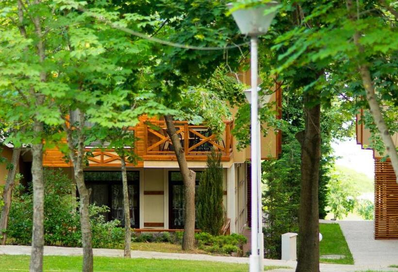 Holiday Village Lozenets