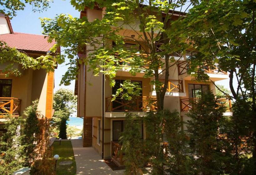 Holiday Village Lozenets