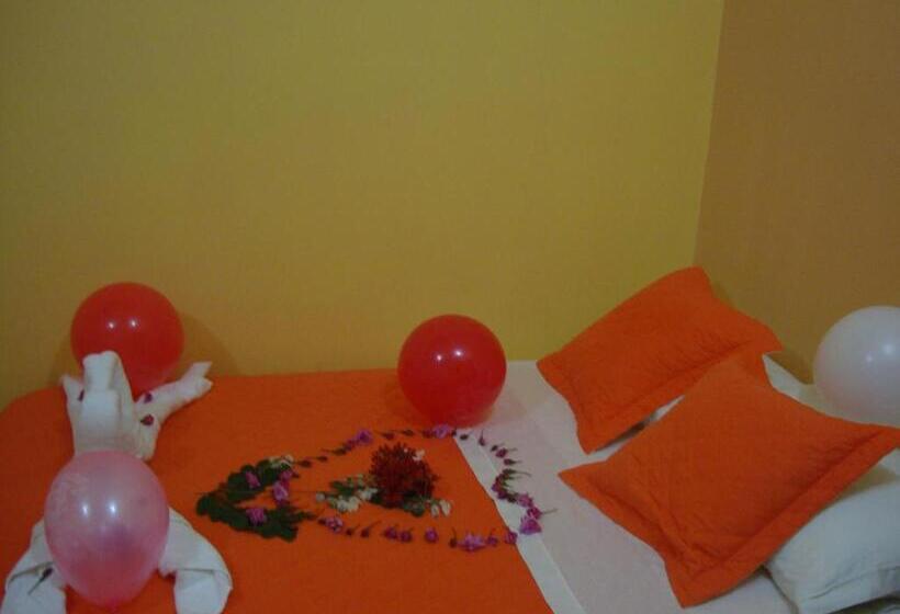 פנסיון Hostal Casa Cascada