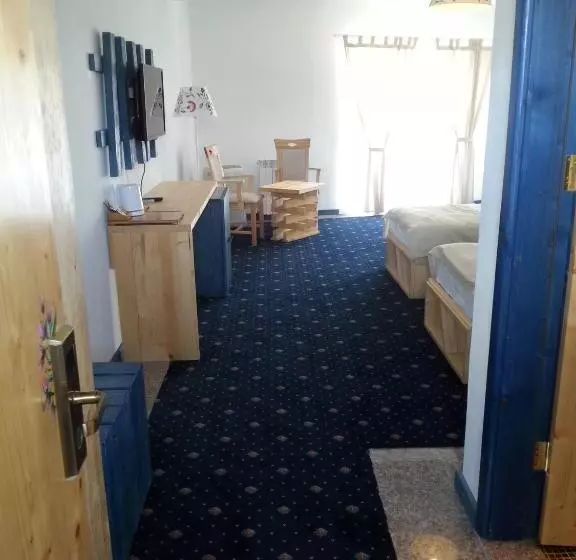 Majatalo Peninsula Resort