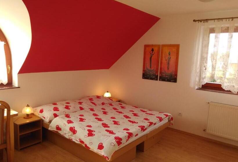 پانسیون Penzion Rosnicka Liesek