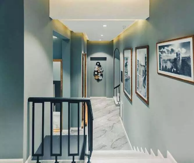 Eleven Hotel Baku