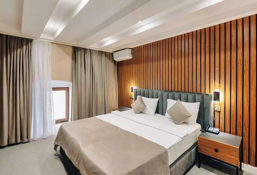 Eleven Hotel Baku