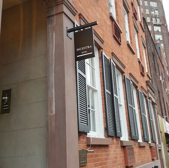 호스텔 Incentra Village