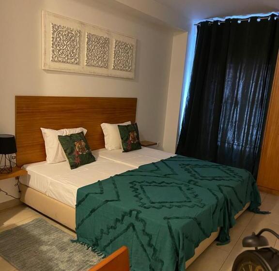 Esmeralda Holidays Apartments